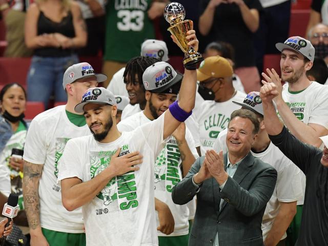 1654091007409092032.jpg jayson-tatum-celtics-eastern-finals.jpg