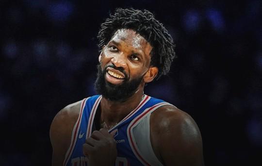 开云中国官网-梦回巅峰，恩比德19中10爆砍32分15板10助三双，罚球12中11